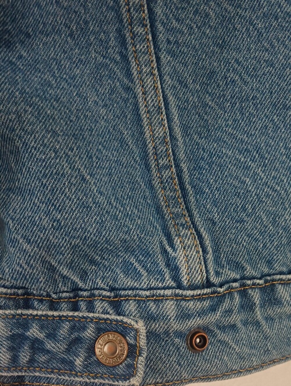 Levi's Blue Denim Jacket - Picture 12 of 13